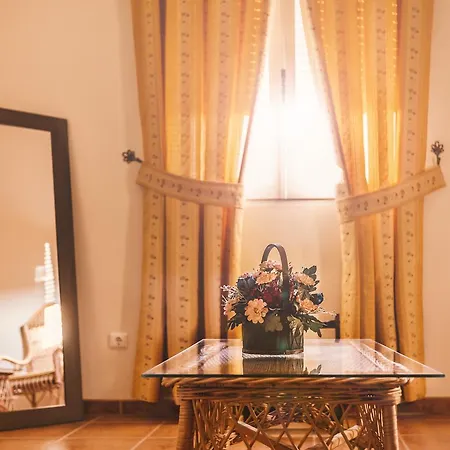 La Laguna Guest house